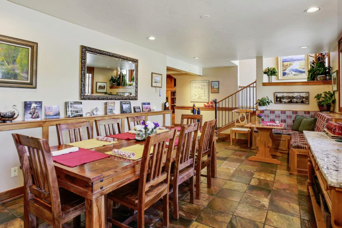 Inn On The Creek — Jackson, WY