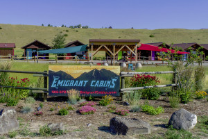 Affordable & Clean Cabins Near Yellowstone Park