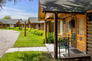 Western Style Log Cabins | El Western in Ennis MT
